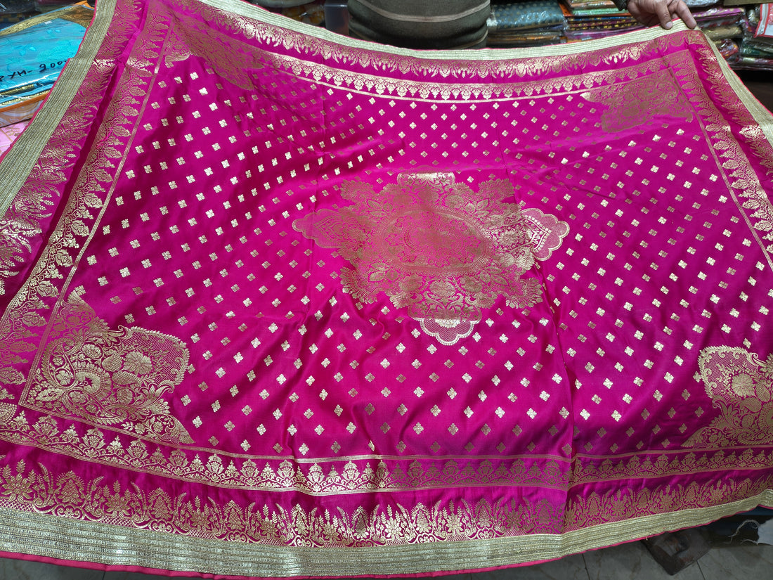 Premium Banarasi Pink Rumala Sahib with Rich Golden Zari Work for Guru Granth Sahib Ji