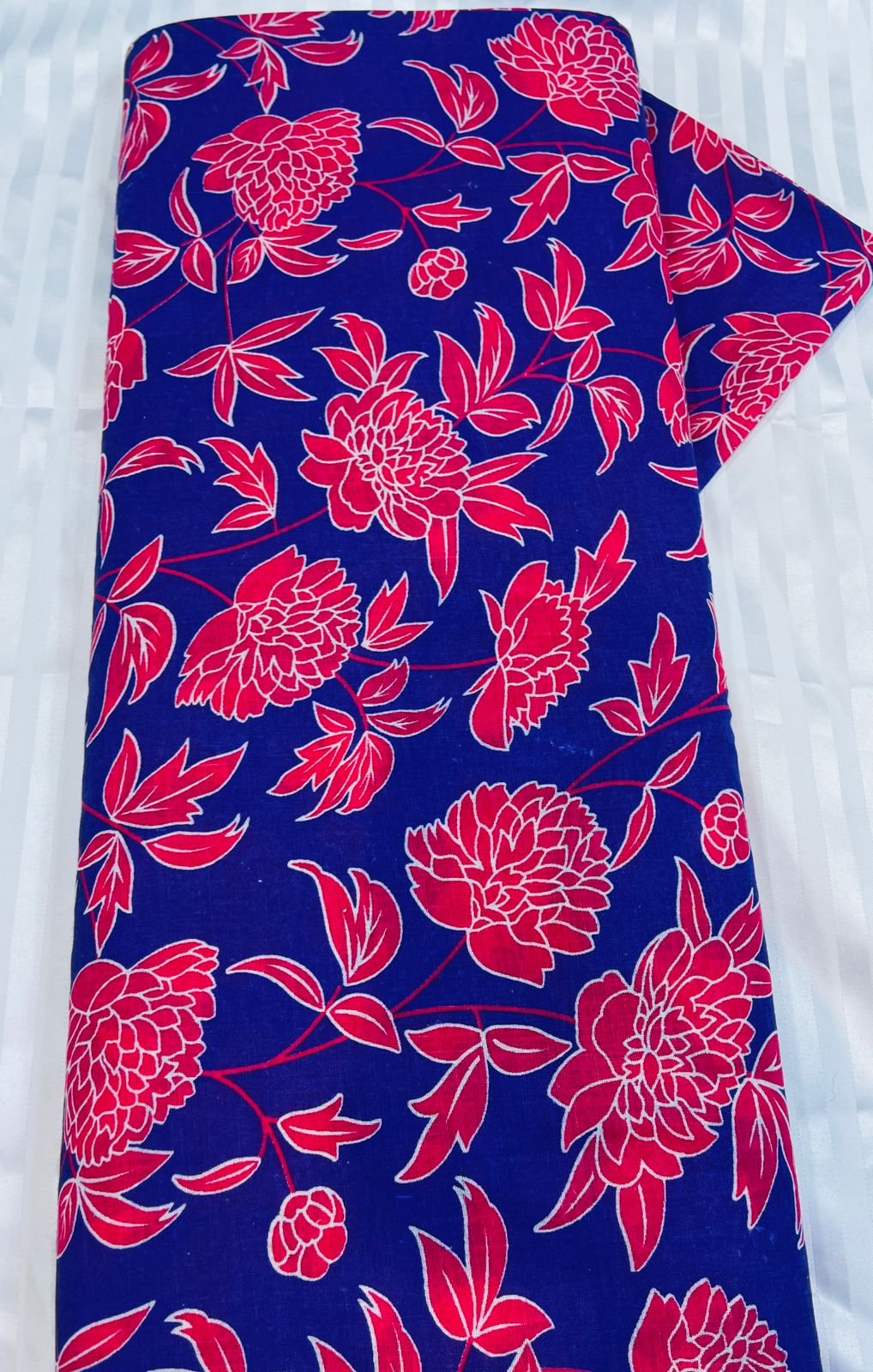 Allover printed cotton suit