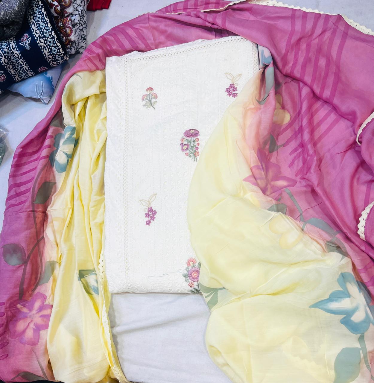 Elegant White Embroidered Suit with Floral Organza Dupatta